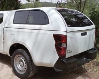 Hard Top Isuzu D-Max 2020-2023 Simple Cab. con ventanas